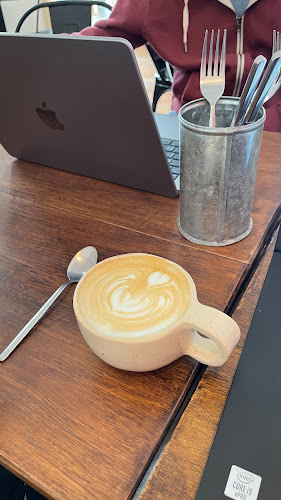 Comentarii opinii despre Patrimonio café