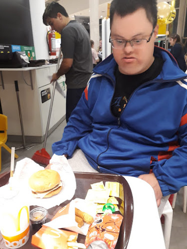 McDonald's - Gastronomía y hostelería