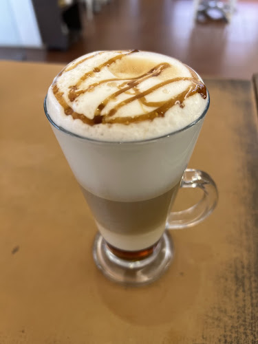 Ferrán - Confitería & Panadería en Punta del Este