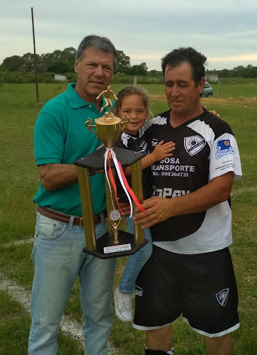 Comentarii opinii despre Automovil Club De Flores