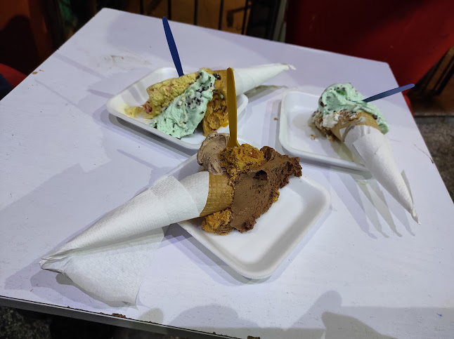 Heladería Cafeteria Artesanal (Mister Máquina)