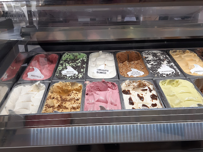 Heladería Arco Iris - Col. del Sacramento