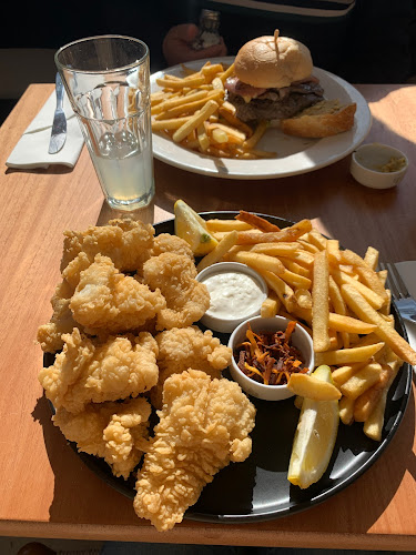 Muelle 3 - Gastronomía y hostelería