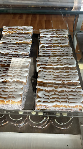 Opinii despre Panaderia La 24 în Montevideo - Gastronomía y hostelería