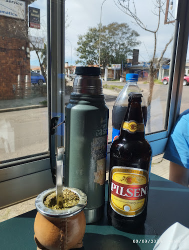 Opinii despre La 2000 în Salto - Gastronomía y hostelería