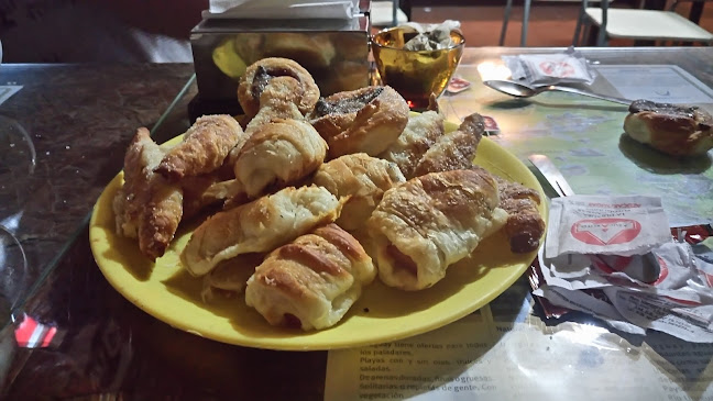 Opinii despre HOSTEL IBIRAPITA LA PALOMA URUGUAY în La Paloma - Gastronomía y hostelería