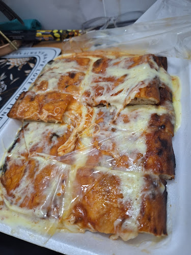 Opinii despre Pizzería MERCE & GABO în Montevideo - Gastronomía y hostelería