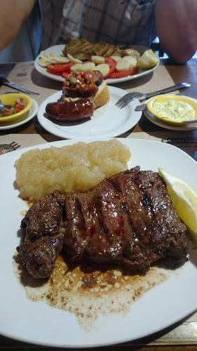 Opinii despre Churrasquería Pajarito în Florida - Gastronomía y hostelería