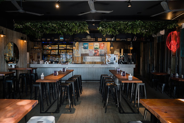 Escondido Garden Bar - Montevideo