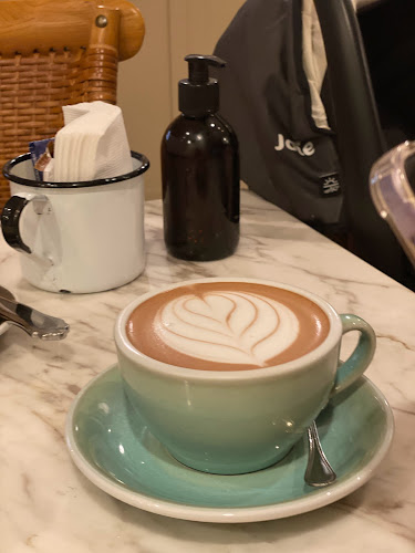 Comentarii opinii despre Nona