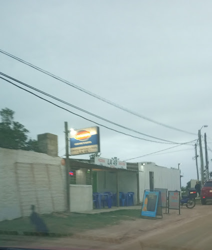 Opinii despre La 49 pizzería în La Barra - Gastronomía y hostelería