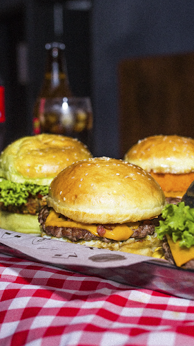 Opinii despre Tiberio Burgers în Montevideo - Gastronomía y hostelería