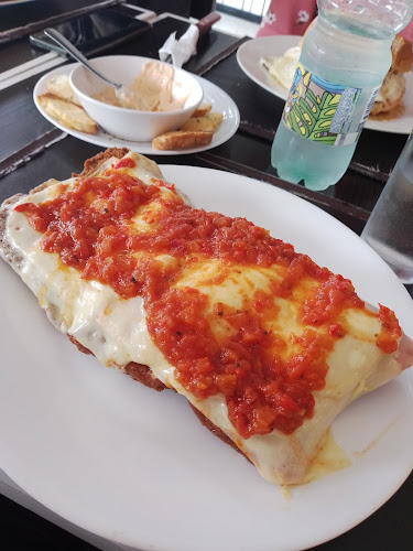 Opinii despre El Retorno în Dolores - Gastronomía y hostelería