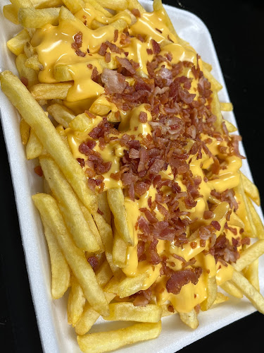 QUIOSCO DAIQUIRIS PIZZERIA MINUTAS TRAGOS GLUTEN FREE - Rocha