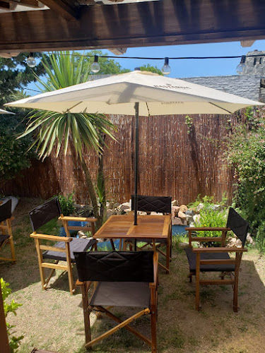 Bomba burger pizza y parrilla - Gastronomía y hostelería