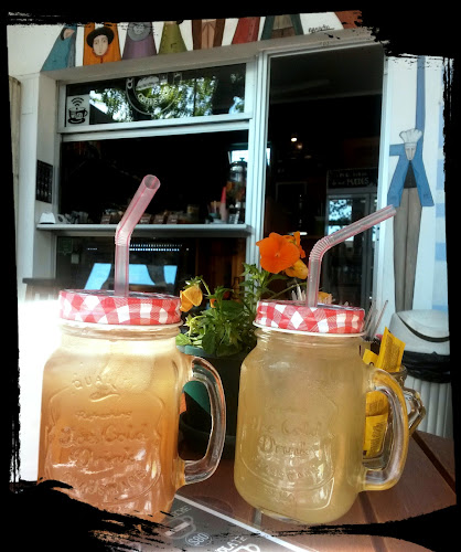 Gral. Flores 272, 70000 Col. del Sacramento, Departamento de Colonia