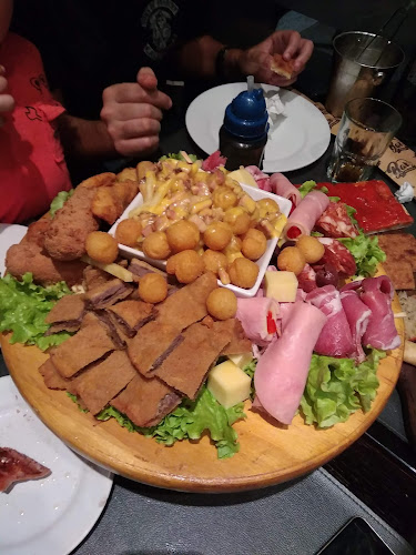 3357, Av. Gral. Flores 3359, 11700 Montevideo, Departamento de Montevideo