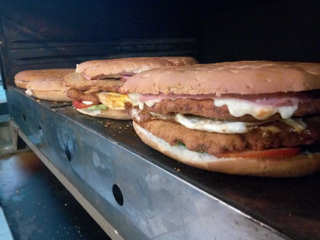 Opinii despre Pizzeria Zitarrosa în Maldonado - Gastronomía y hostelería