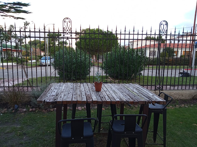 Av.Gral Rivera 6759, 11500 Montevideo, Departamento de Montevideo