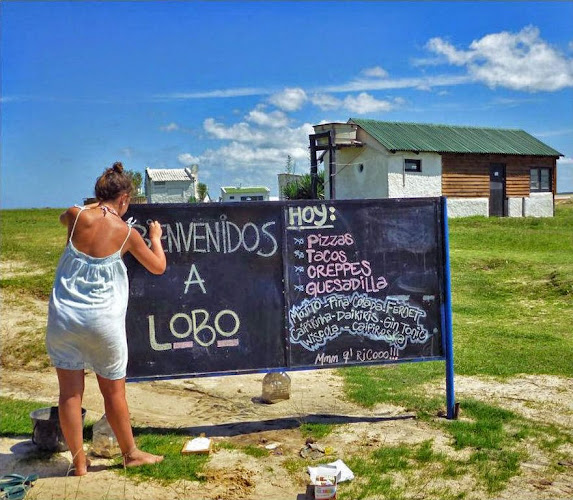 Opinii despre Lobo Hostel Bar în Rocha - Gastronomía y hostelería