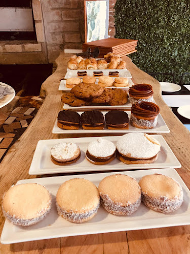 Aura by Chino y Nacho - Rocha