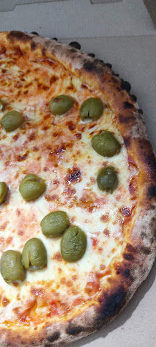 Opinii despre Pizzeria 4 Formaggi în Parque del Plata - Gastronomía y hostelería