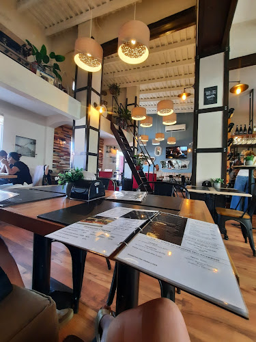 Comentarii opinii despre Florida 898 Café Bistró