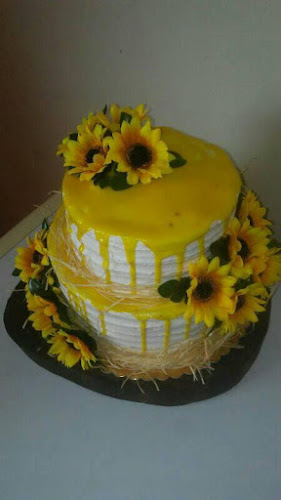 Lila's Cakes - Rivera