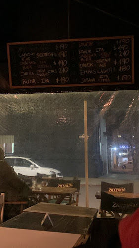 Opinii despre Ennis Irish Pub în Montevideo - Gastronomía y hostelería