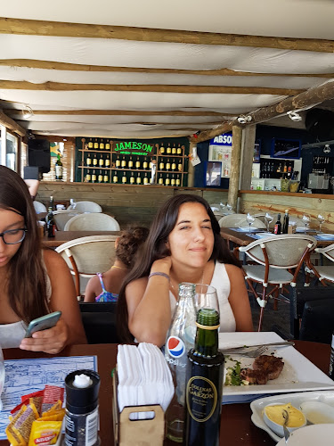 Comentarii opinii despre Manantiales Point