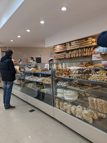 Esponda Panadería y Confitería - Gastronomía y hostelería