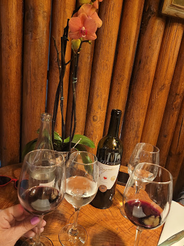 Opinii despre Restaurant y parrillada La Cava în Punta del Este - Gastronomía y hostelería