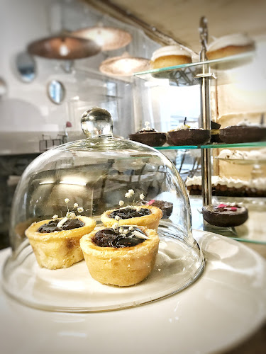 Comentarii opinii despre Petite Patisserie de Flor