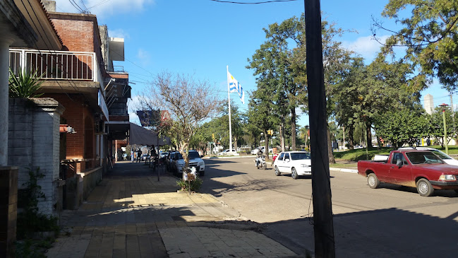 Opinii despre La Rotonda în Artigas - Gastronomía y hostelería