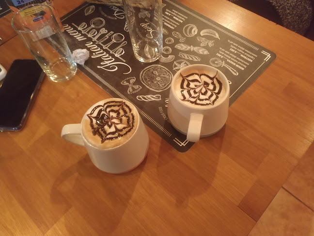 Opinii despre Brújula Café în Montevideo - Gastronomía y hostelería