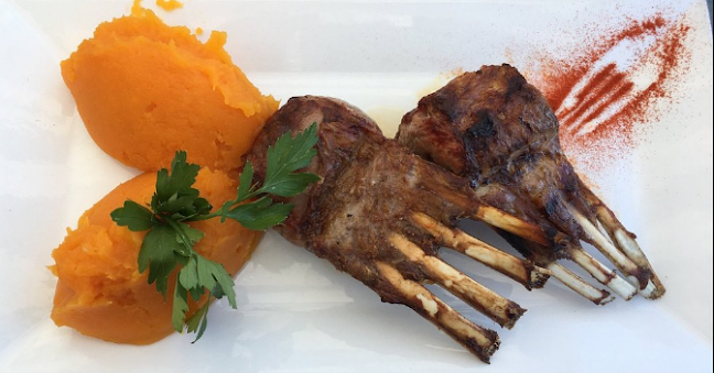 Opinii despre Yacht Club Uruguayo Restaurante în Punta del Este - Gastronomía y hostelería