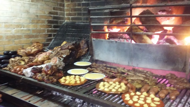 Club Trouville, Alejandro Chucarro 1031, 11300 Montevideo, Departamento de Montevideo