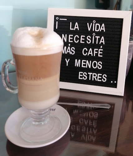 Artigas 899, Esq, 33 Orientales, 50000 Salto