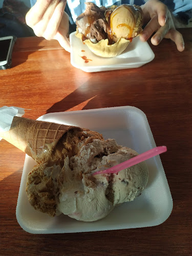 Cavanni-Helados Artesanales - Mercedes