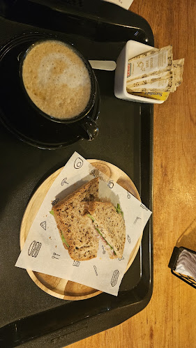 P&M Pastelería y Café - Gastronomía y hostelería