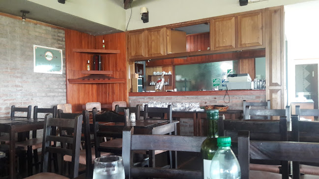 Opinii despre Parrilla Restaurant - La Caleta în San José de Mayo - Gastronomía y hostelería