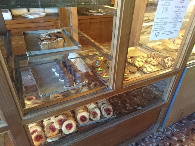 Panaderia y Confiteria Thaay's - Gastronomía y hostelería