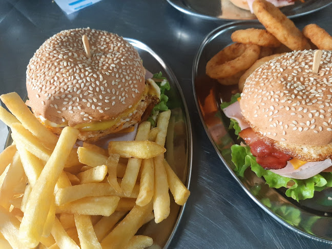 Rey Donnal's - Minas