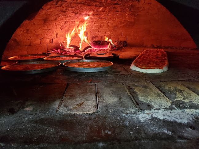 Alberto Zum Felde 2021, Esquina pitagoras., 11400 Montevideo, Departamento de Montevideo