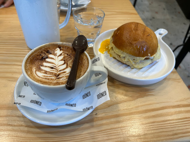 Comentarii opinii despre Idóneo Café