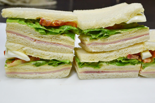 Panadería y Confitería La Mascota