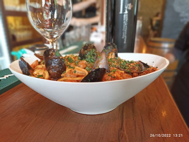 Vasconcellos 200, 70000 Col. del Sacramento, Departamento de Colonia