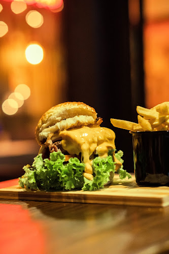 Opinii despre Submarino Peral în Montevideo - Gastronomía y hostelería