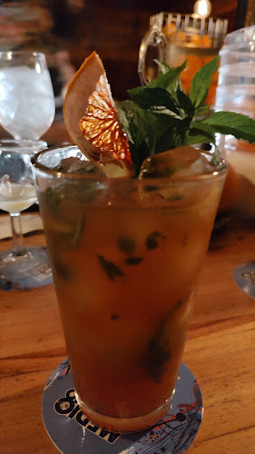 Medio y Medio - Gastronomía y hostelería