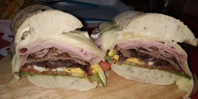 Tsunami (La Paloma) - Gastronomía y hostelería